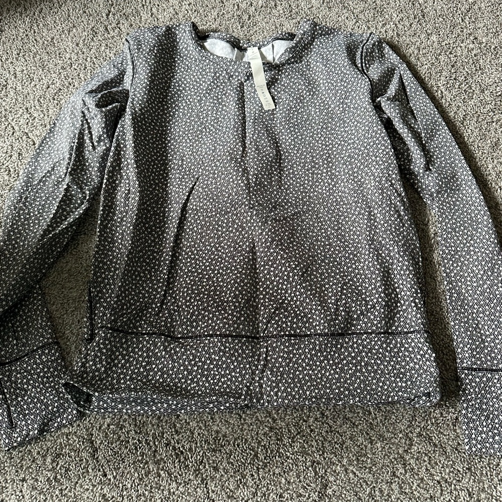 Lululemon Monochrome Patterned Blouse - image 1